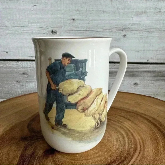 Set of 4 - Co-op 75th Anniversary Mugs, 1914 -1989, ‘Right  From The Start’ - Picture 4 of 9